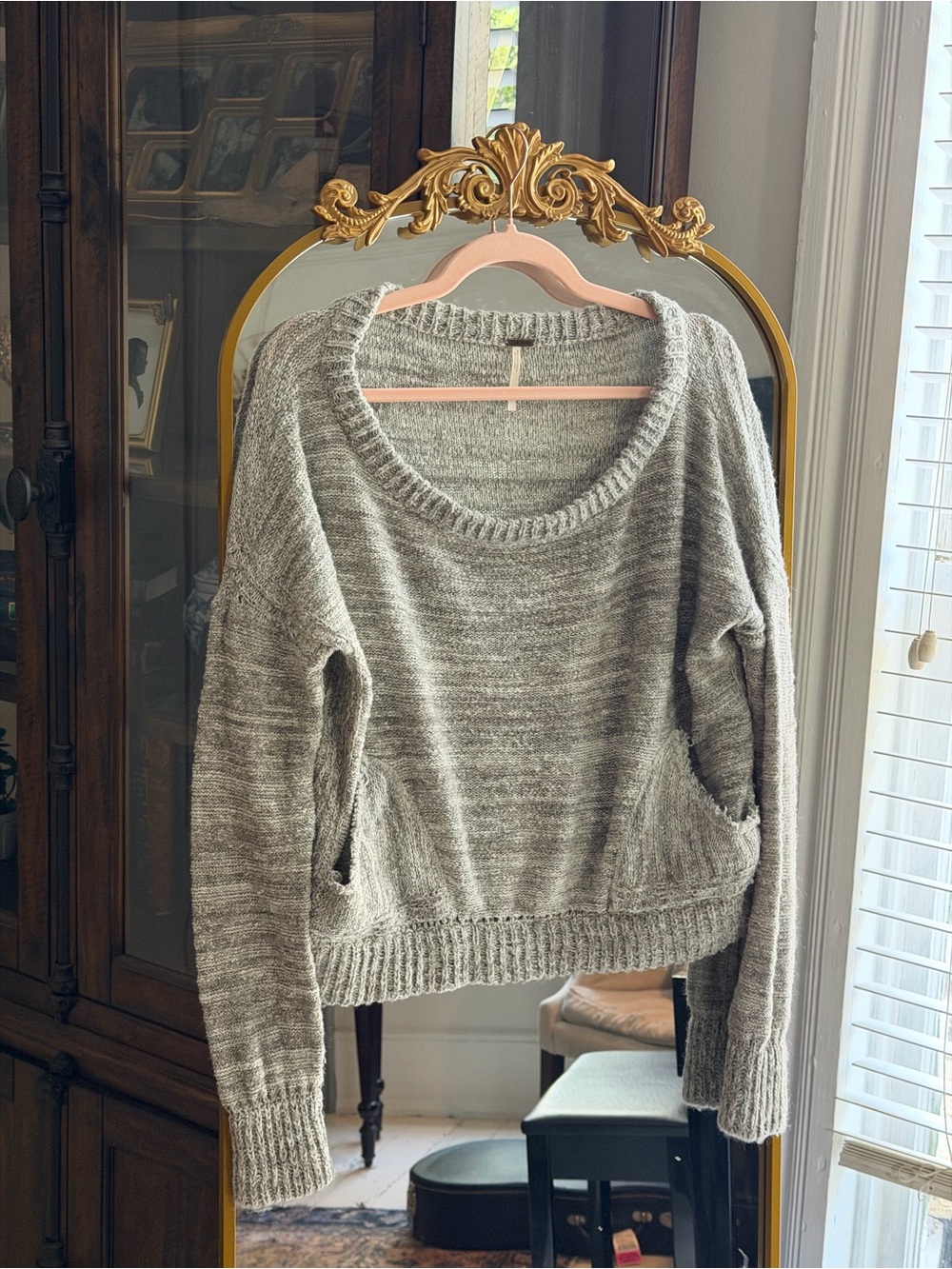 Free People In My Pocket Heather Gray Knit Pocket Cropped Sweater